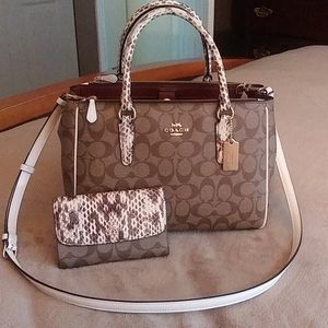 Coach purse and wallet set 11.5×8